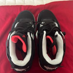 Air Jordan 4 Retro - Size 7 US